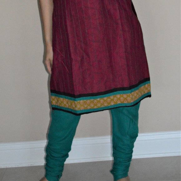 **** EMBROIDERED BROWN SALWAR KAMEEZ NEW S**** - Picture 6 of 6